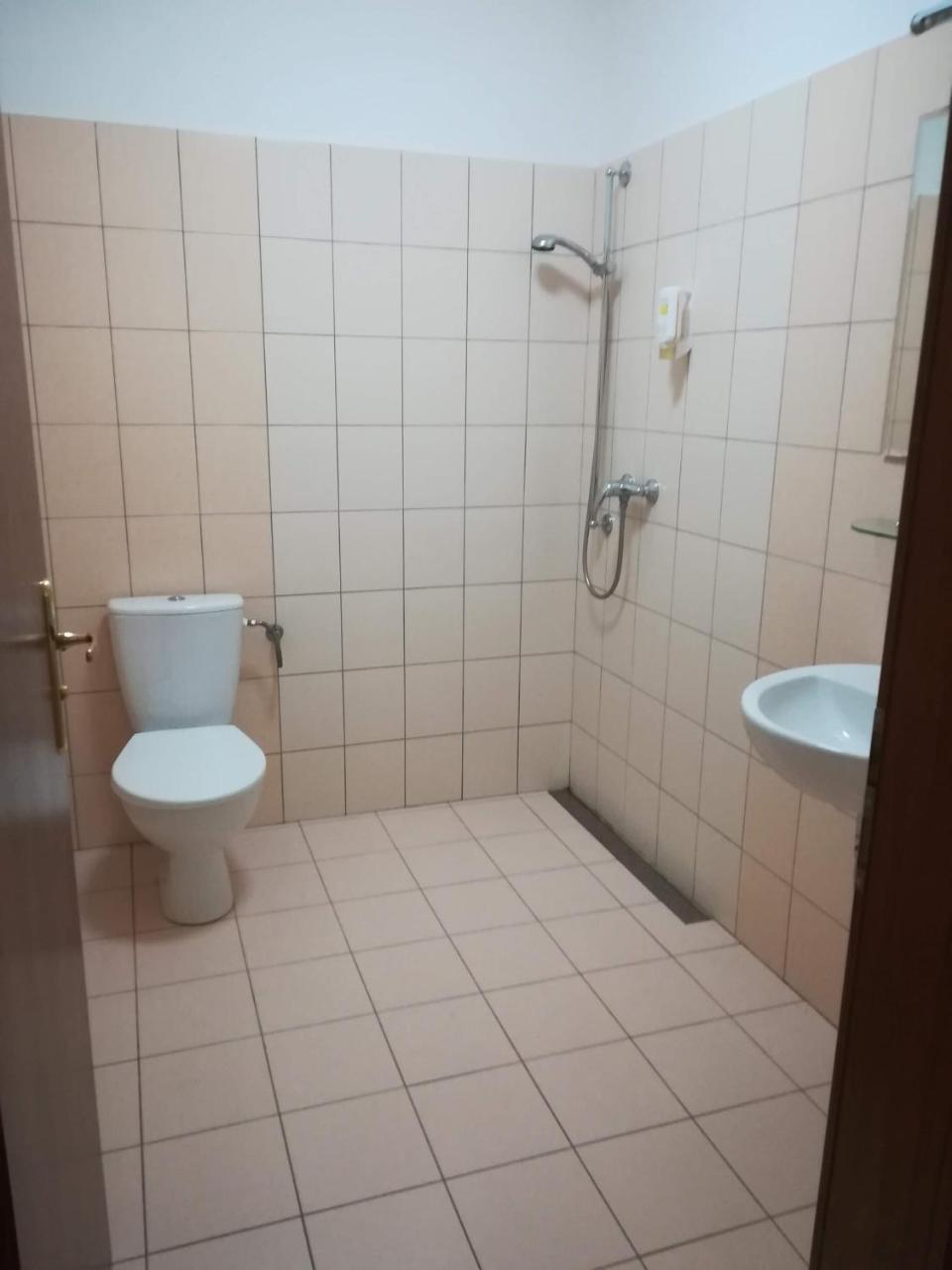 Hostinec Na Lipce Havlíčkŭv Brod Esterno foto